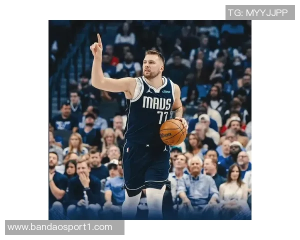 克莱表现平平20分钟仅得10分三分球命中率低迷引发关注