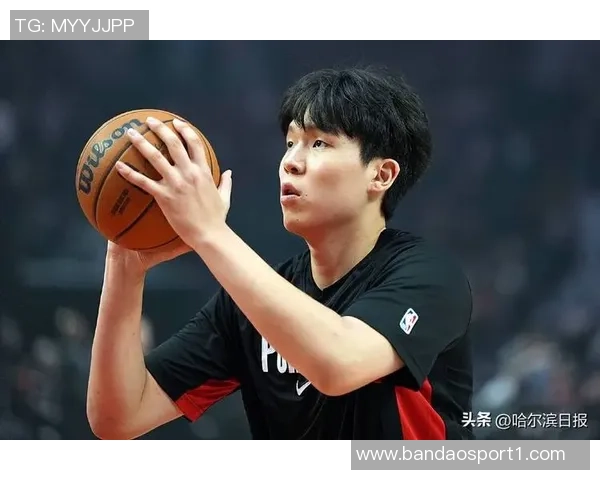 斯普利特谈杨瀚森上场表现称其感受强度提升传球天赋尚待发挥