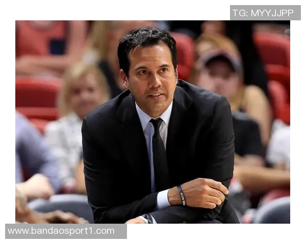 斯波谈球队风格与默契提升希罗鲍威尔配合日益默契助力胜利